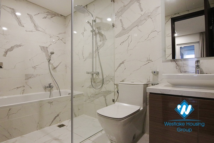 Apartment 3 bedroom for rent in 44 Yen Phu Building 